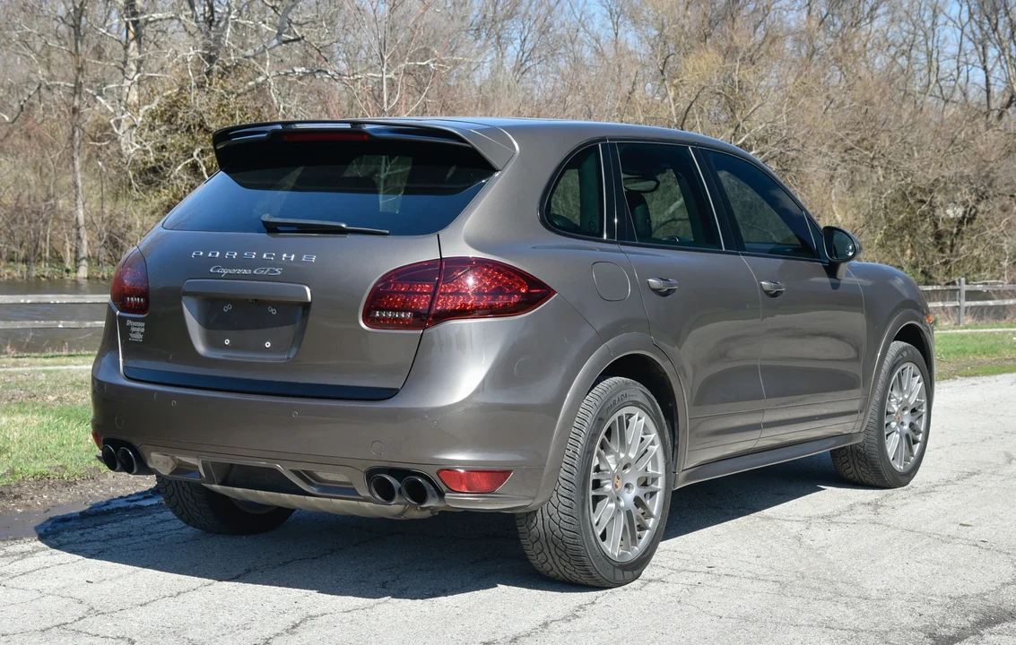 2013 Porsche 958 Cayenne GTS - Image 19 of 31