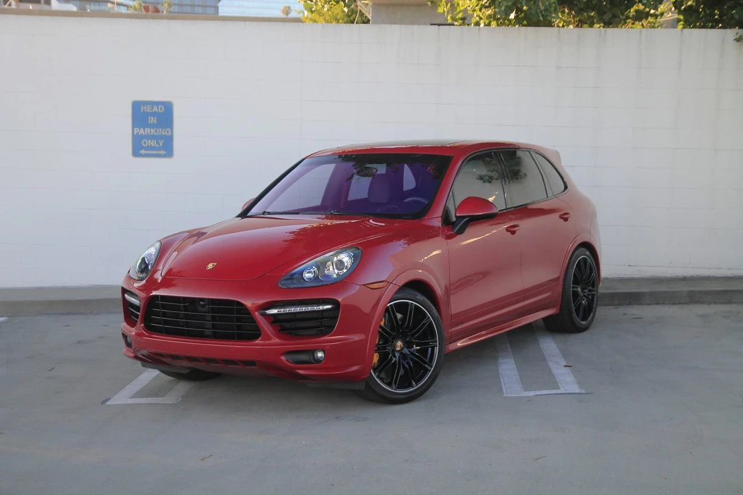 2013 Porsche 958 Cayenne GTS - Image 4 of 31
