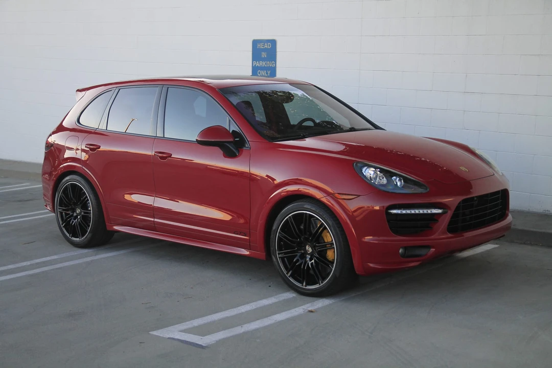 2013 Porsche 958 Cayenne GTS - Image 25 of 31