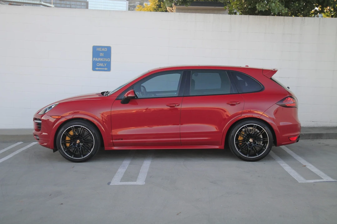 2013 Porsche 958 Cayenne GTS - Image 9 of 31