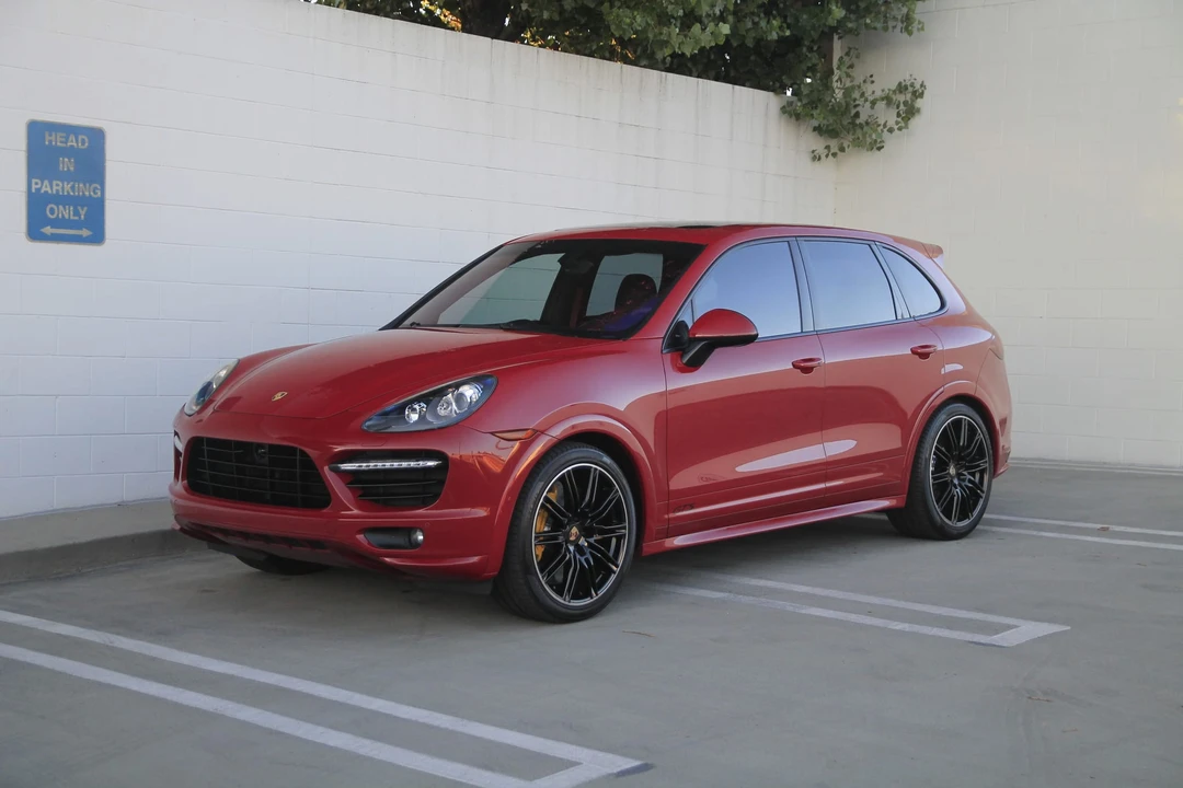 2013 Porsche 958 Cayenne GTS - Image 7 of 31