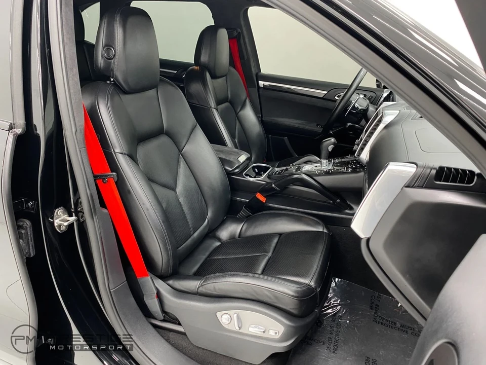 2013 Porsche 958 Cayenne GTS - Image 16 of 21