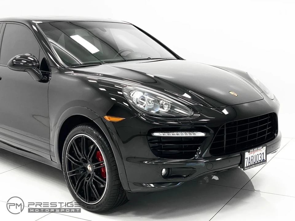2013 Porsche 958 Cayenne GTS - Image 9 of 21