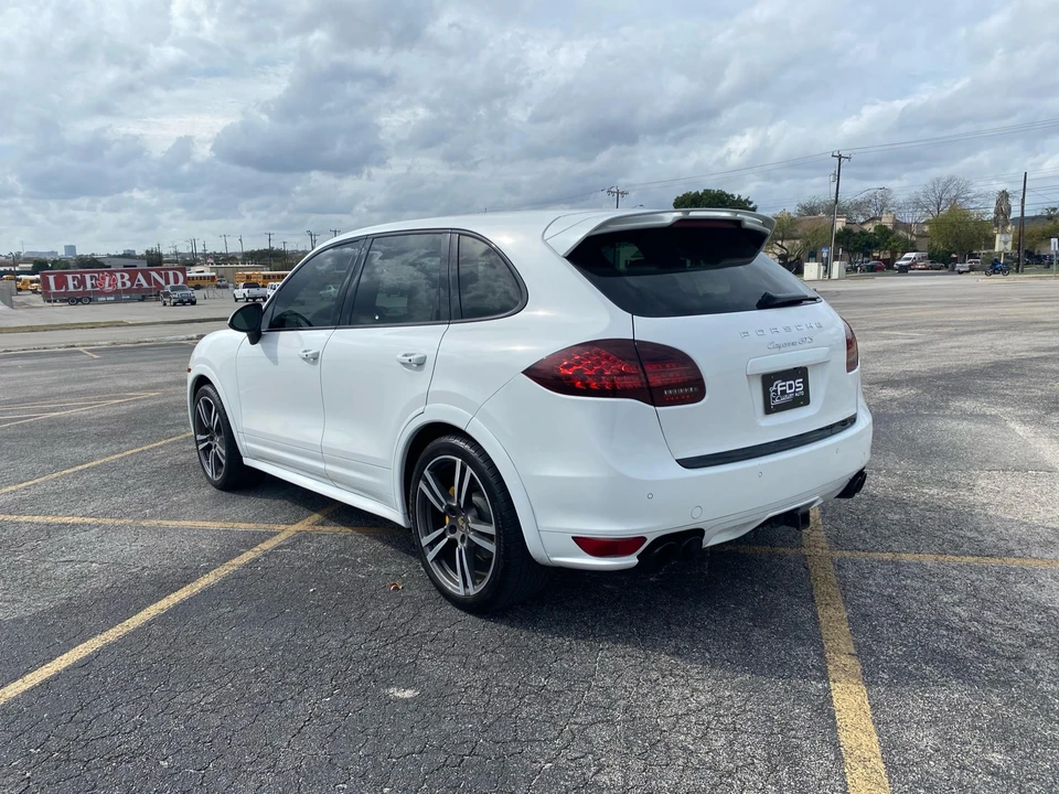 2013 Porsche 958 Cayenne GTS - Image 8 of 31