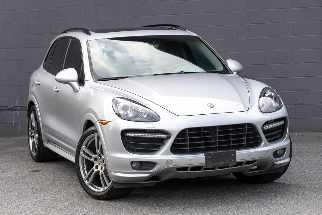 2013 Porsche 958 Cayenne GTS - Image 22 of 31