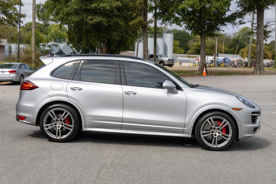 2013 Porsche 958 Cayenne GTS - Image 17 of 31