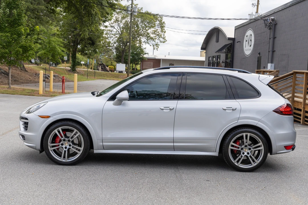 2013 Porsche 958 Cayenne GTS - Image 11 of 31