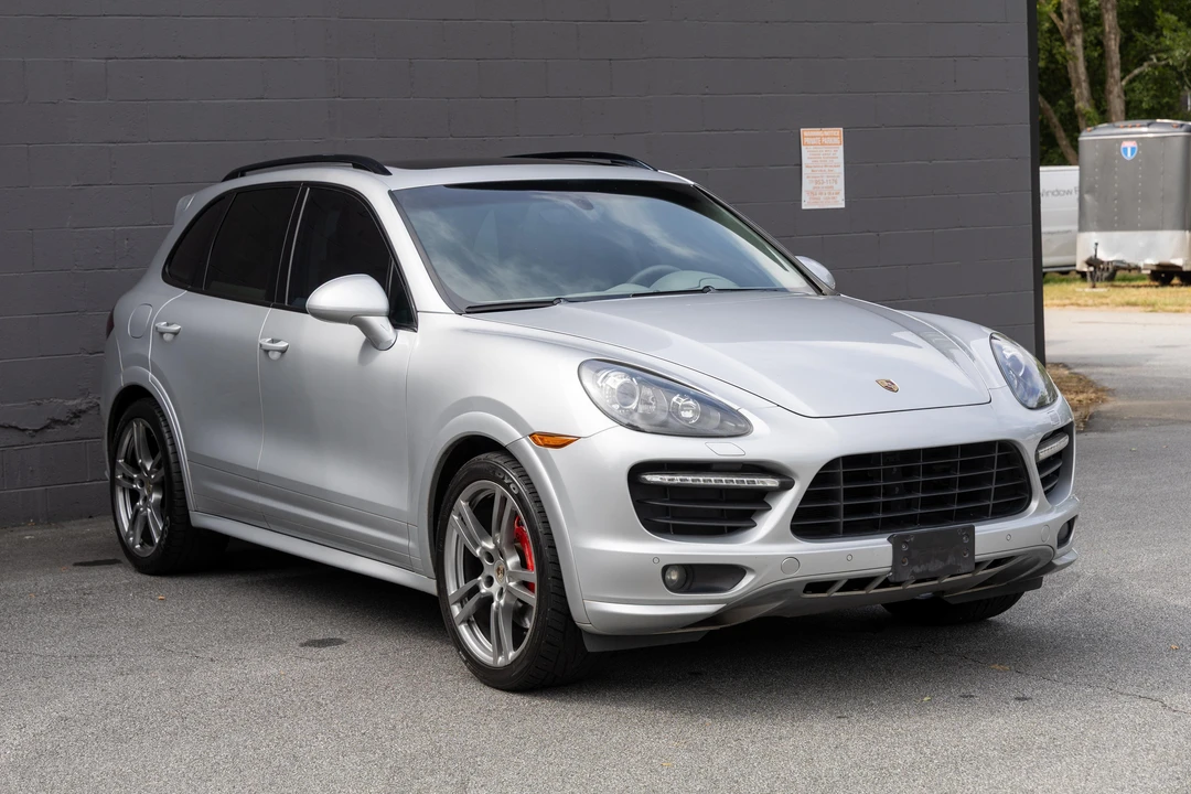 2013 Porsche 958 Cayenne GTS - Image 21 of 31