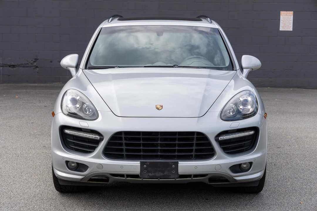 2013 Porsche 958 Cayenne GTS - Image 2 of 31