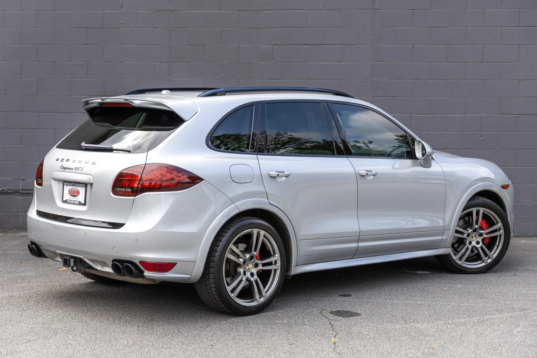2013 Porsche 958 Cayenne GTS - Image 15 of 31