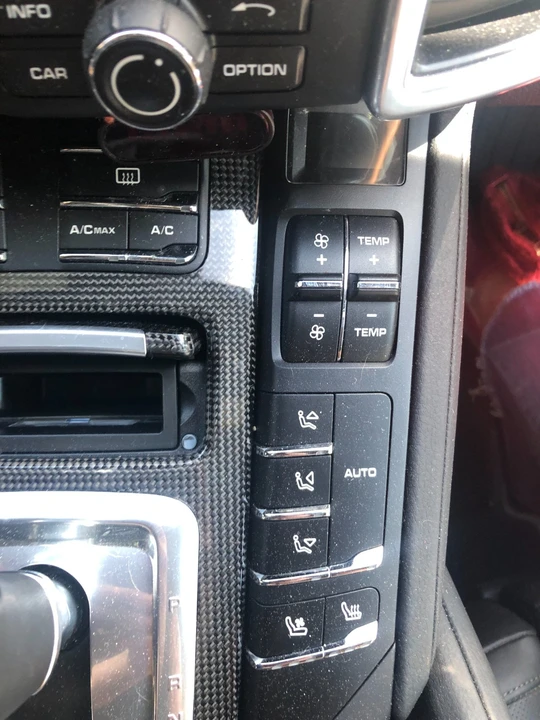 2013 Porsche 958 Cayenne GTS - Image 16 of 21