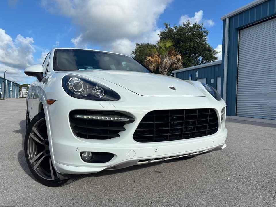 2013 Porsche 958 Cayenne GTS - Image 26 of 31