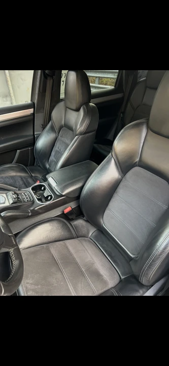 2013 Porsche 958 Cayenne GTS - Image 4 of 4