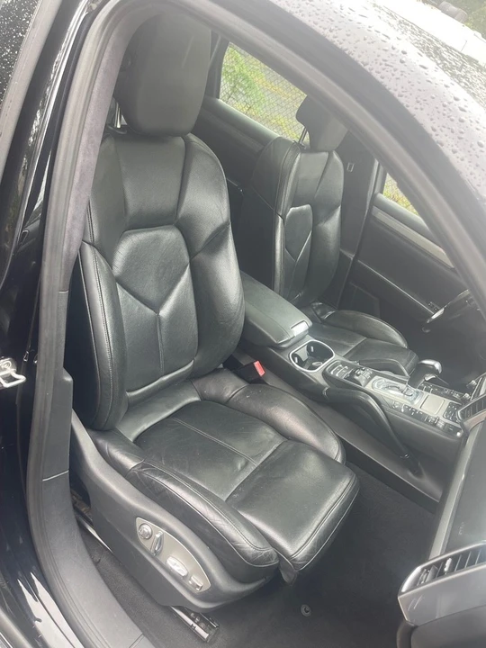 2013 Porsche 958 Cayenne GTS - Image 29 of 31