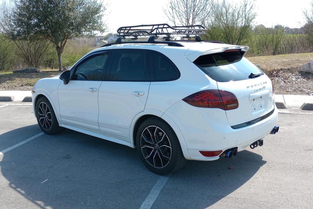 2013 Porsche 958 Cayenne GTS - Image 10 of 31