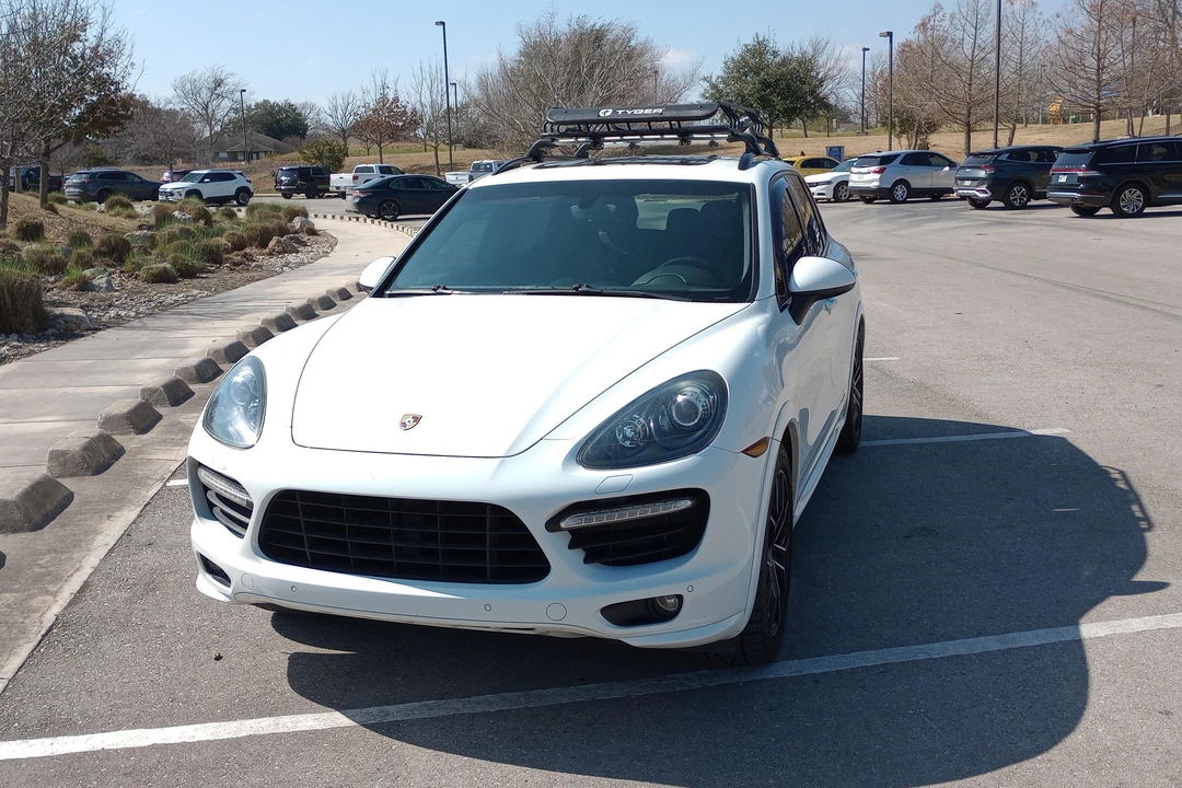 2013 Porsche 958 Cayenne GTS - Image 6 of 31