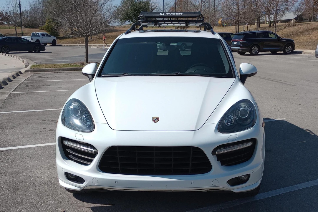 2013 Porsche 958 Cayenne GTS - Image 2 of 31