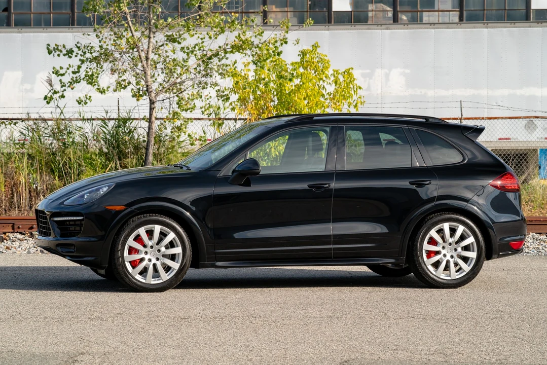 2013 Porsche 958 Cayenne GTS - Image 5 of 31