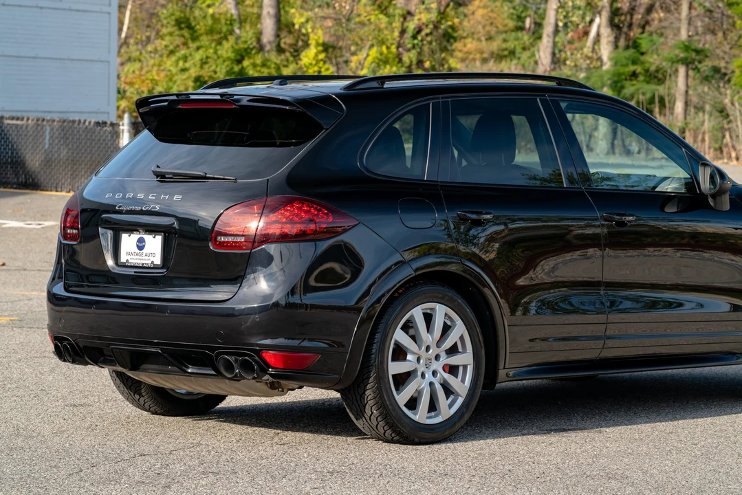 2013 Porsche 958 Cayenne GTS - Image 27 of 31