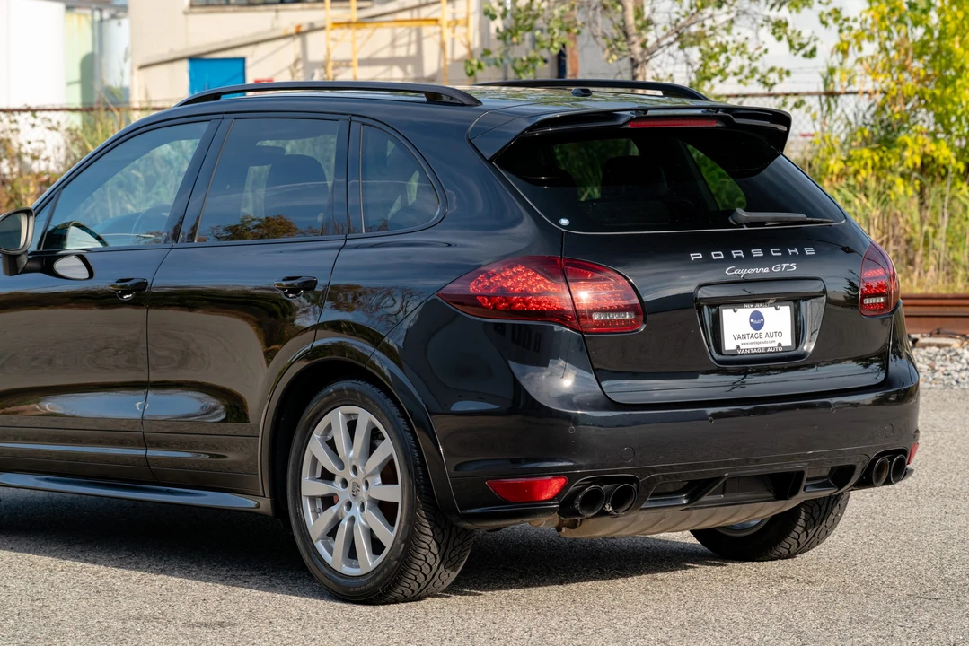 2013 Porsche 958 Cayenne GTS - Image 26 of 31