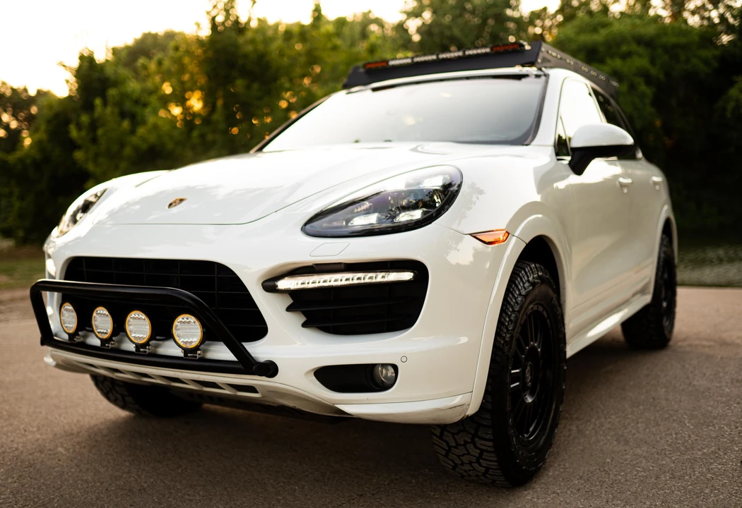 2013 Porsche 958 Cayenne GTS - Image 10 of 31