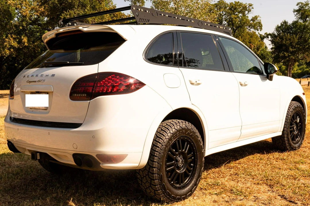 2013 Porsche 958 Cayenne GTS - Image 4 of 31