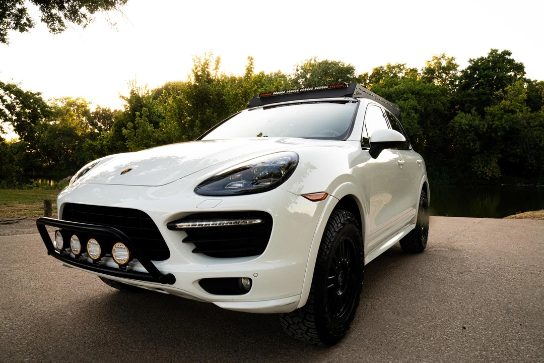 2013 Porsche 958 Cayenne GTS - Image 11 of 31