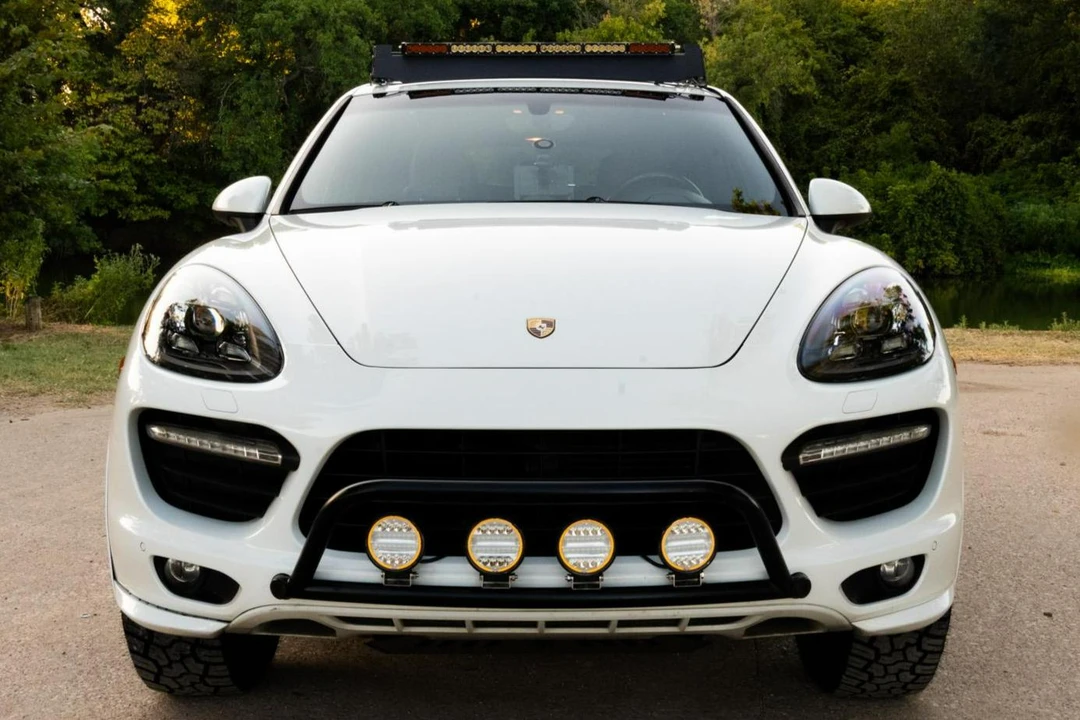 2013 Porsche 958 Cayenne GTS - Image 2 of 31