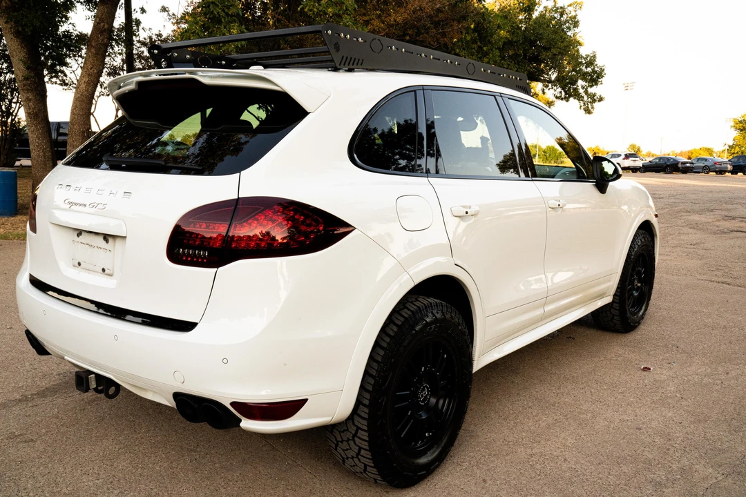2013 Porsche 958 Cayenne GTS - Image 17 of 31