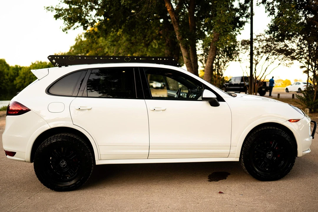 2013 Porsche 958 Cayenne GTS - Image 3 of 31