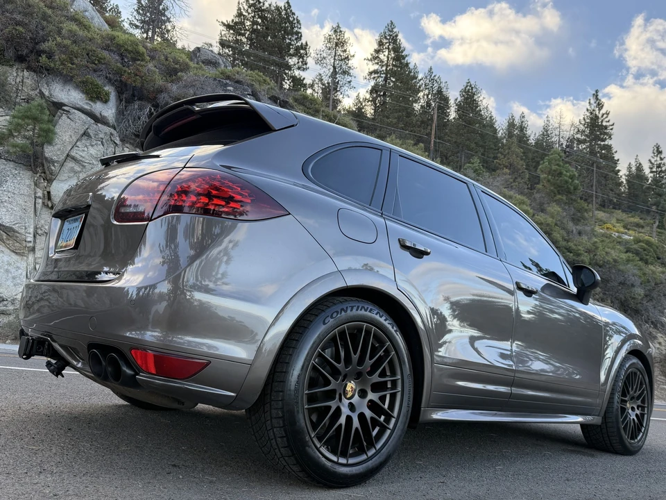 2013 Porsche 958 Cayenne GTS - Image 27 of 31
