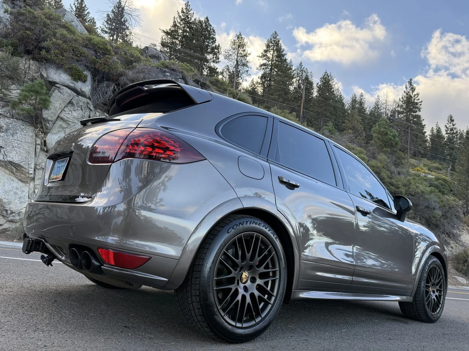 2013 Porsche 958 Cayenne GTS - Image 26 of 31