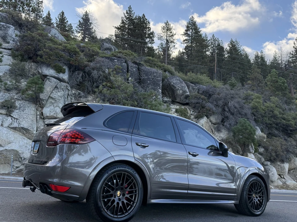 2013 Porsche 958 Cayenne GTS - Image 25 of 31