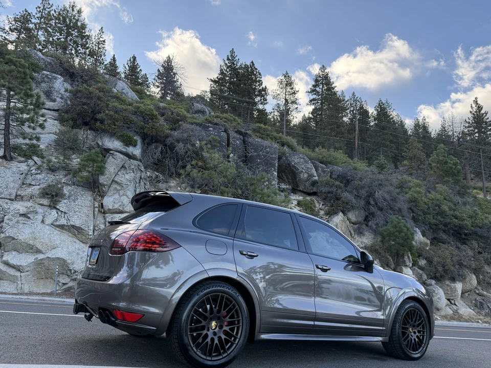 2013 Porsche 958 Cayenne GTS - Image 23 of 31
