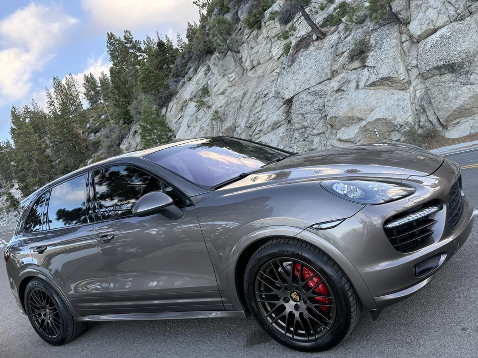 2013 Porsche 958 Cayenne GTS - Image 16 of 31