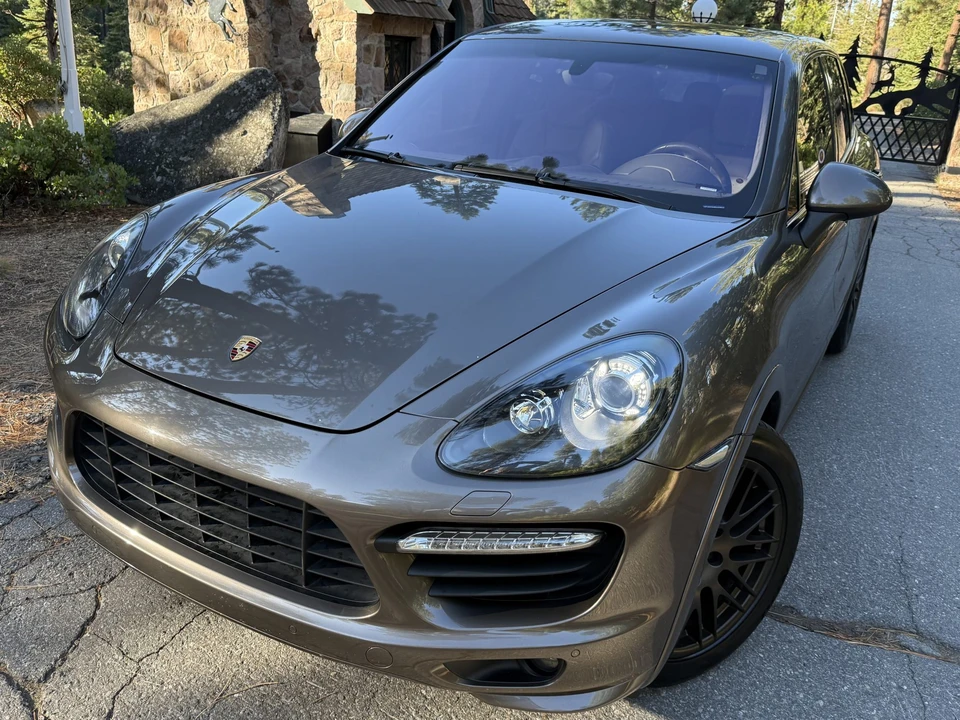 2013 Porsche 958 Cayenne GTS - Image 10 of 31