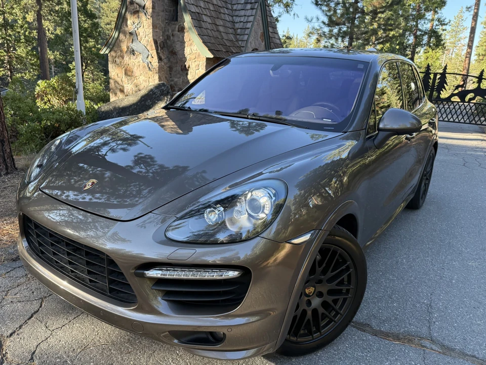 2013 Porsche 958 Cayenne GTS - Image 3 of 31