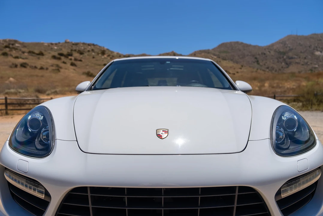 2013 Porsche 958 Cayenne GTS - Image 18 of 29
