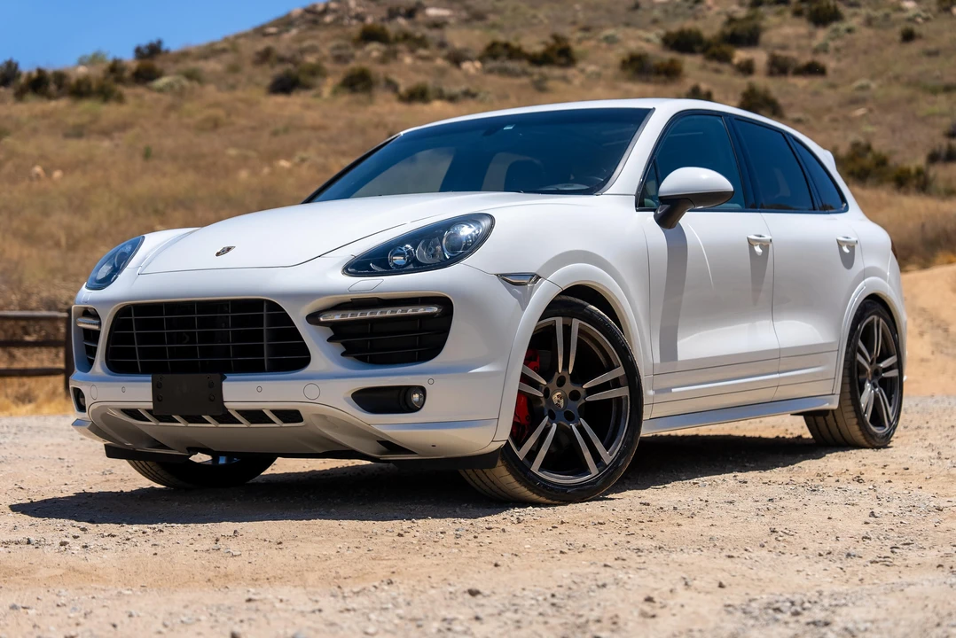 2013 Porsche 958 Cayenne GTS - Image 11 of 29