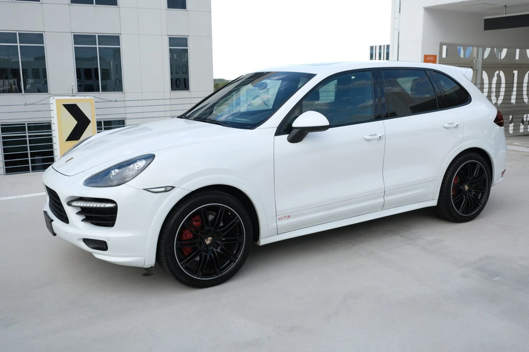 2013 Porsche 958 Cayenne GTS - Image 4 of 31