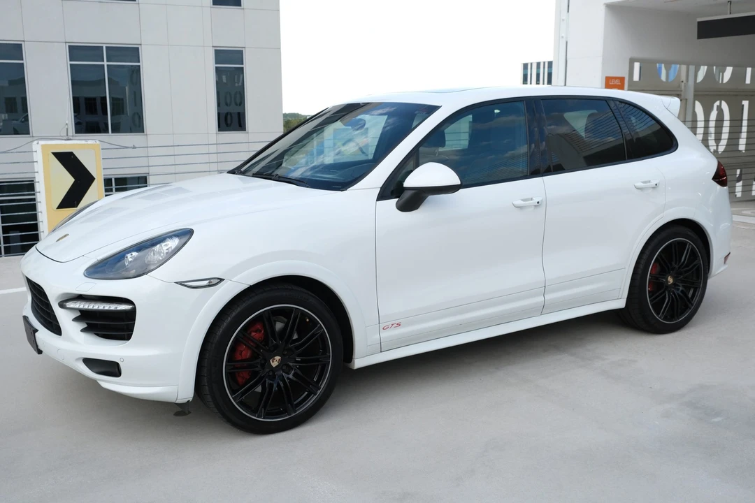 2013 Porsche 958 Cayenne GTS - Image 7 of 31