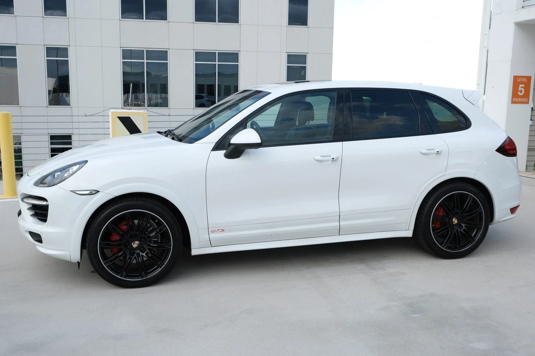 2013 Porsche 958 Cayenne GTS - Image 8 of 31