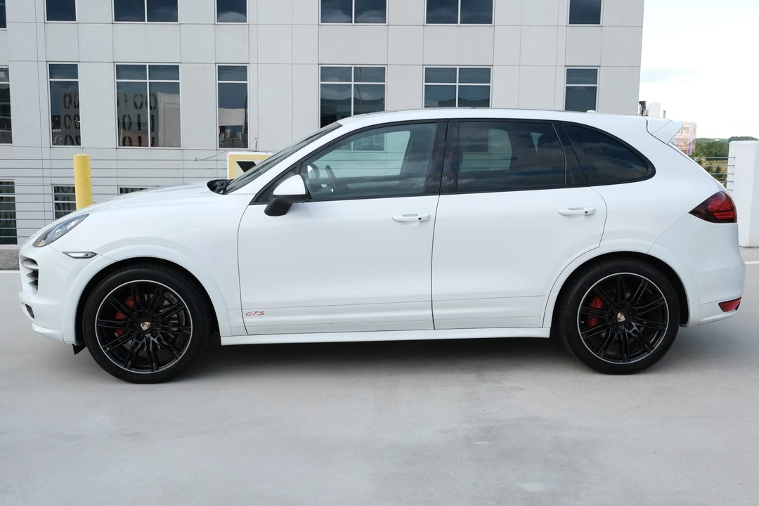 2013 Porsche 958 Cayenne GTS - Image 11 of 31