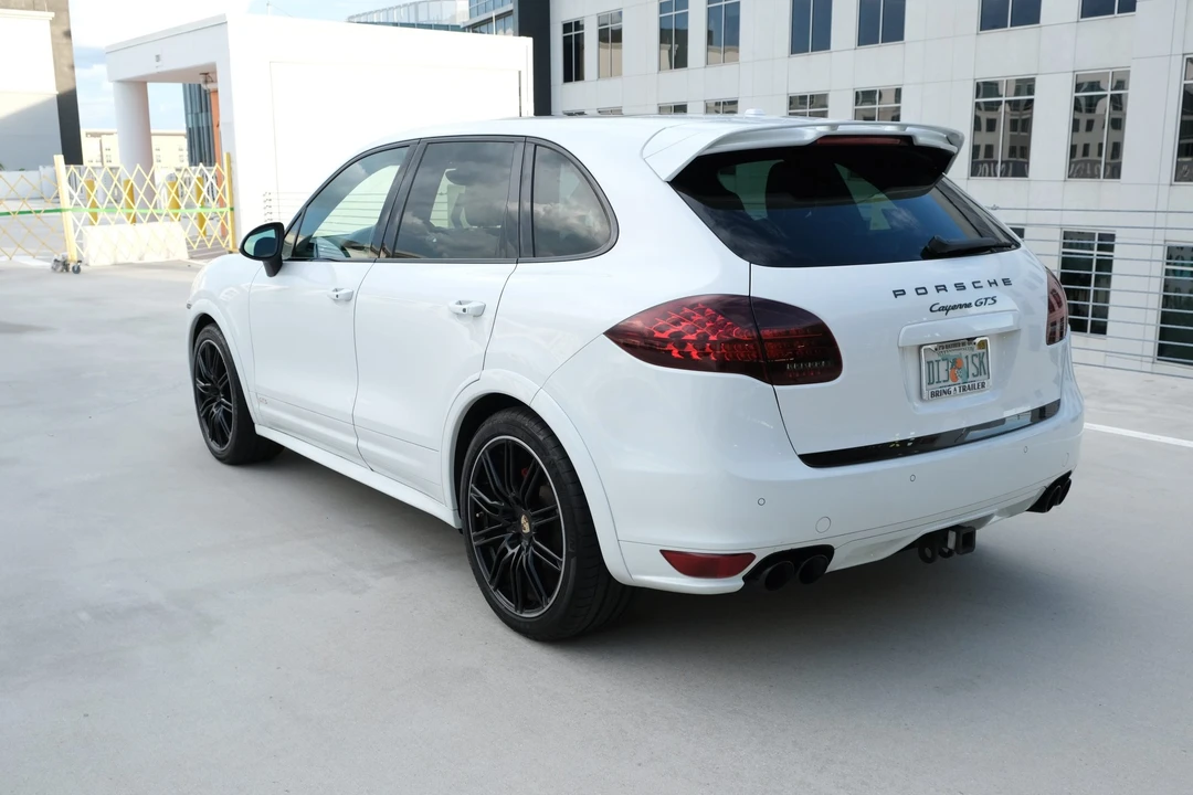 2013 Porsche 958 Cayenne GTS - Image 14 of 31
