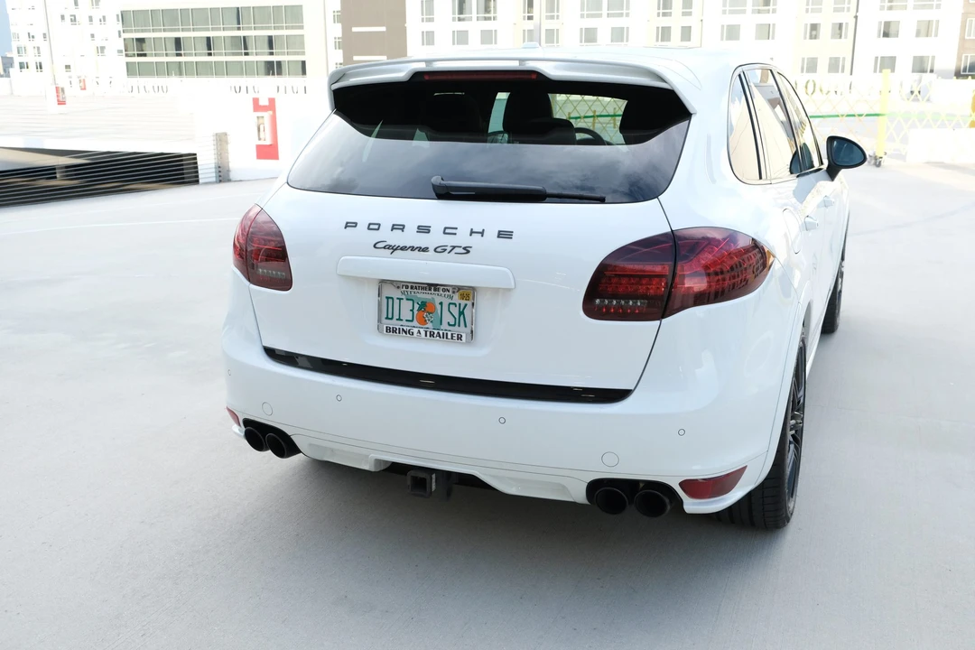 2013 Porsche 958 Cayenne GTS - Image 17 of 31