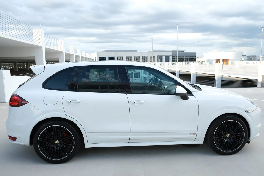 2013 Porsche 958 Cayenne GTS - Image 21 of 31