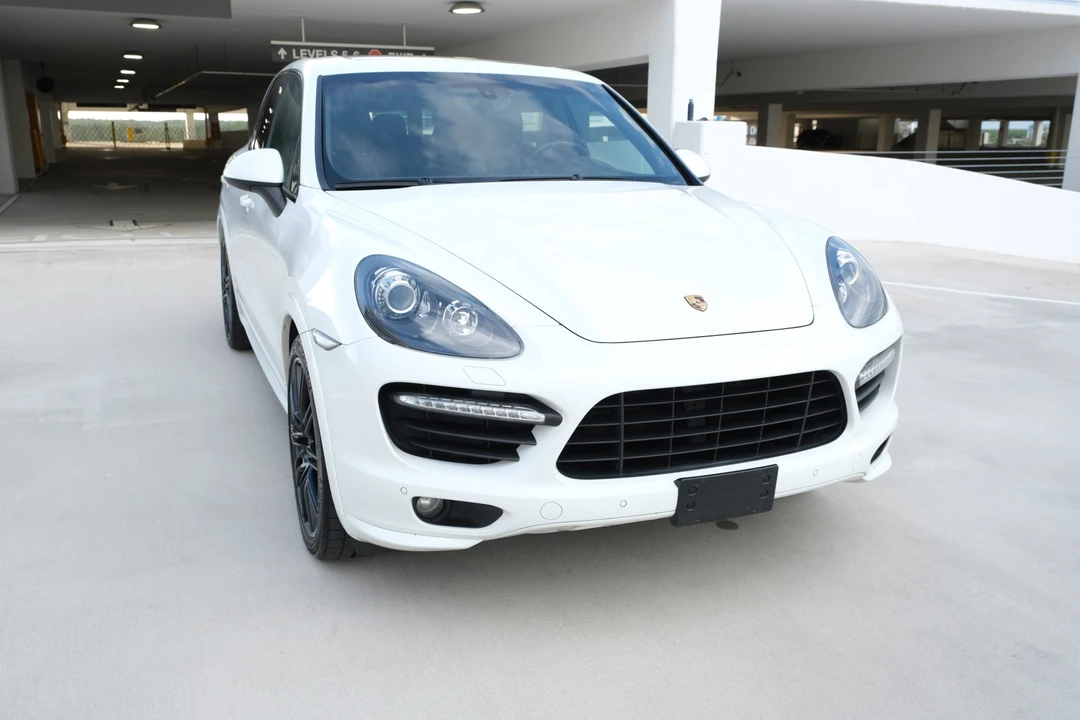 2013 Porsche 958 Cayenne GTS - Image 25 of 31