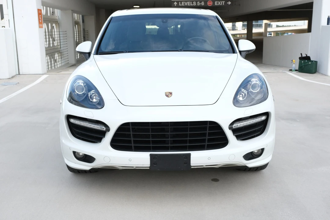 2013 Porsche 958 Cayenne GTS - Image 27 of 31