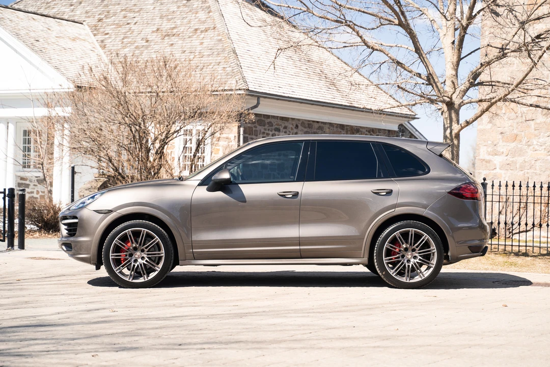 2013 Porsche 958 Cayenne GTS - Image 16 of 31