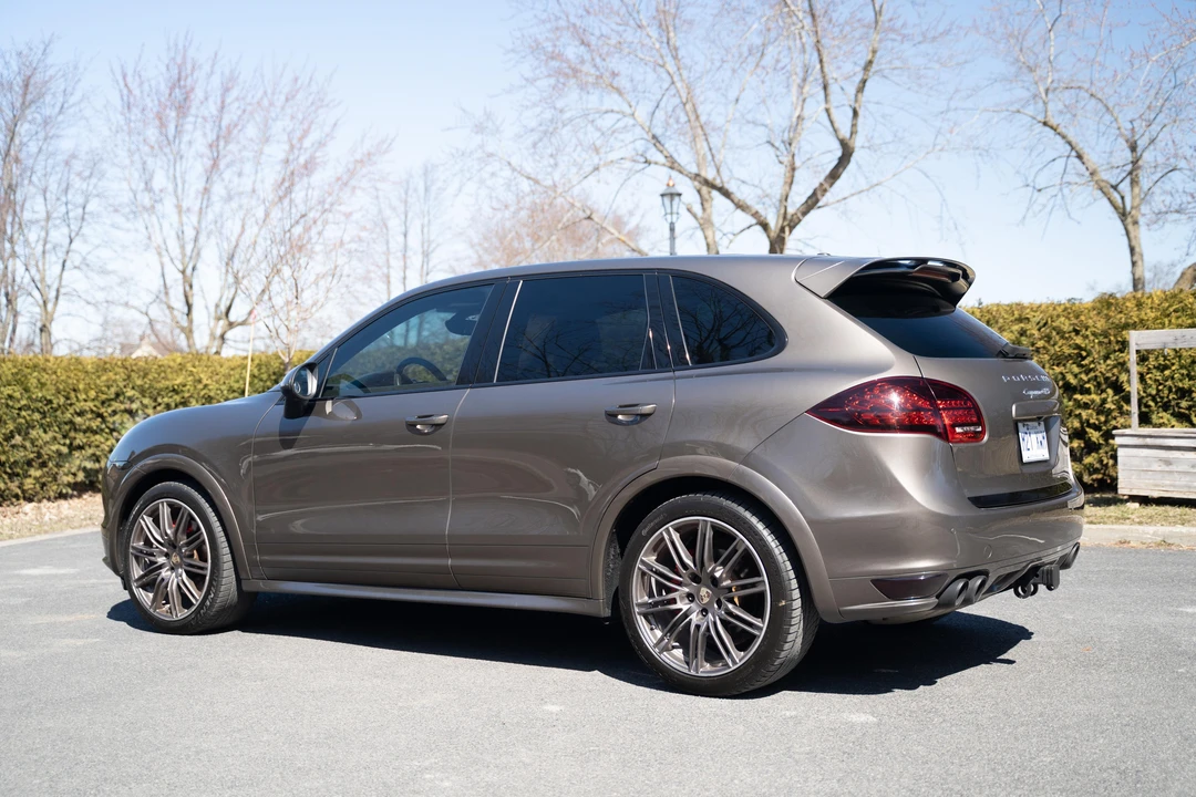 2013 Porsche 958 Cayenne GTS - Image 17 of 31